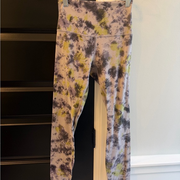 LULULEMON align set - Picture 3 of 5